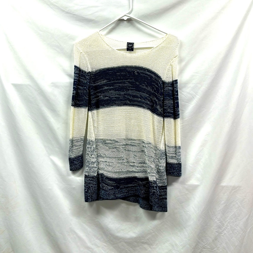 Gap Size XS Blue/White Sweater